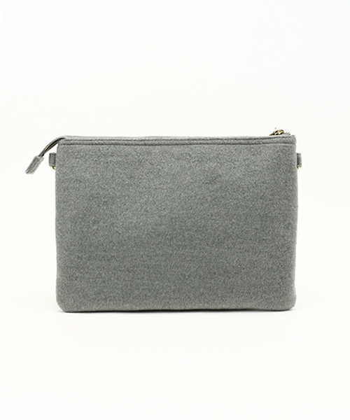 Bou Jeloud（ブージュルード）の「ファーポンポン付クラッチ（クラッチバッグ・レディース・グレー/ネイビー・FREE）」の3枚目の写真