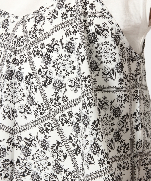 GLOBAL WORK（グローバルワーク）の「アソートキャミレイヤー半袖/713157（Tシャツ/カットソー・レディース・その他/ホワイト/ブラック/ブルー/ネイビー・LARGE/MEDIUM）」の17枚目の写真