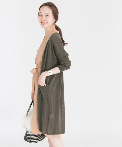 URBAN RESEARCH（アーバンリサーチ）の「UR Acuta ガウンガーディガン（カーディガン/ボレロ・レディース・カーキ/ブラック/キャメル・FREE）」の2枚目の写真