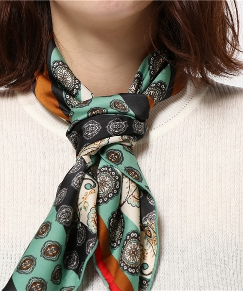 SEVENDAYS=SUNDAY（セブンデイズサンデイ）の「・スカーフ付リブニットプルオーバー（ニット/セーター・レディース・ネイビー/オフホワイト/グレー/キャメル・M/L）」の13枚目の写真