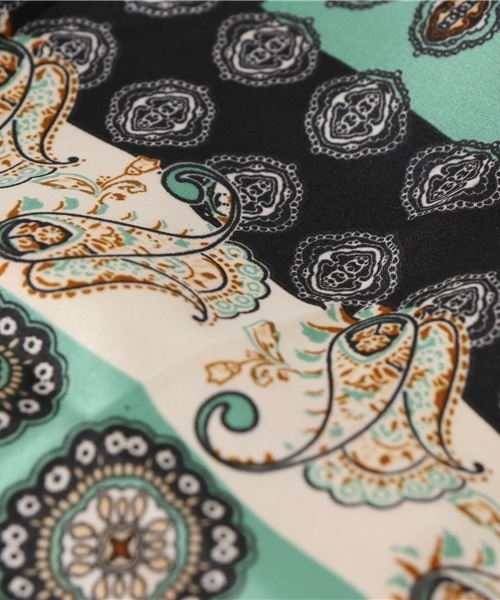 SEVENDAYS=SUNDAY（セブンデイズサンデイ）の「・スカーフ付リブニットプルオーバー（ニット/セーター・レディース・ネイビー/オフホワイト/グレー/キャメル・M/L）」の16枚目の写真