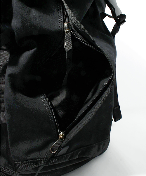 BEAMS（ビームス）の「PORTER / CORNER RUCK SACK（バックパック/リュック・メンズ・ブラック・ONE SIZE）」の4枚目の写真