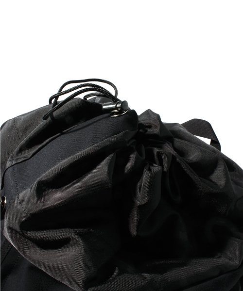 BEAMS（ビームス）の「PORTER / CORNER RUCK SACK（バックパック/リュック・メンズ・ブラック・ONE SIZE）」の6枚目の写真