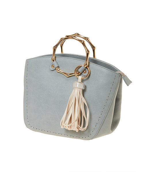 fifth（フィフス）の「リングハンドルタッセルチャームバッグ（ハンドバッグ・レディース・ブラック/モカ/サックスブルー/ホワイト/キャメル・FREE）」の4枚目の写真