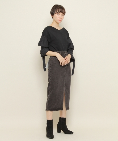 PAGEBOY(ページボーイ)の「デニムナロースカート(デニムスカート・レディース・ブラック/サックスブルー/インディゴブルー・SMALL/MEDIUM)」の4枚目の写真