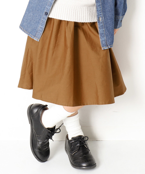 devirock（デビロック）の「膝丈ボリュームギャザースカート スカッツ（スカート・キッズ・ブラック/ベージュ/ネイビー/ブラウン/カーキ/マスタード/グリーン系その他/イエロー系その他/ピンク系その他/ワイン/レッド/オレンジ系その他・110cm/100cm/120cm/130cm/140cm/150cm/160cm）」の3枚目の写真