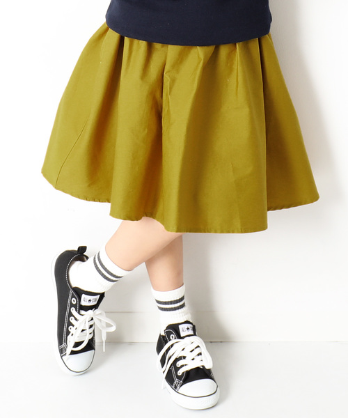 devirock（デビロック）の「膝丈ボリュームギャザースカート スカッツ（スカート・キッズ・ブラック/ベージュ/ネイビー/ブラウン/カーキ/マスタード/グリーン系その他/イエロー系その他/ピンク系その他/ワイン/レッド/オレンジ系その他・110cm/100cm/120cm/130cm/140cm/150cm/160cm）」の8枚目の写真