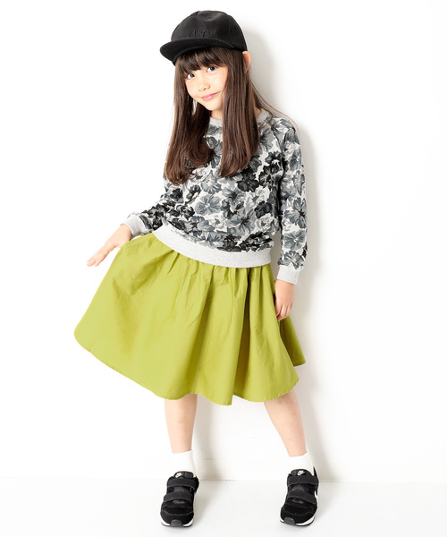 devirock（デビロック）の「膝丈ボリュームギャザースカート スカッツ（スカート・キッズ・ブラック/ベージュ/ネイビー/ブラウン/カーキ/マスタード/グリーン系その他/イエロー系その他/ピンク系その他/ワイン/レッド/オレンジ系その他・110cm/100cm/120cm/130cm/140cm/150cm/160cm）」の21枚目の写真