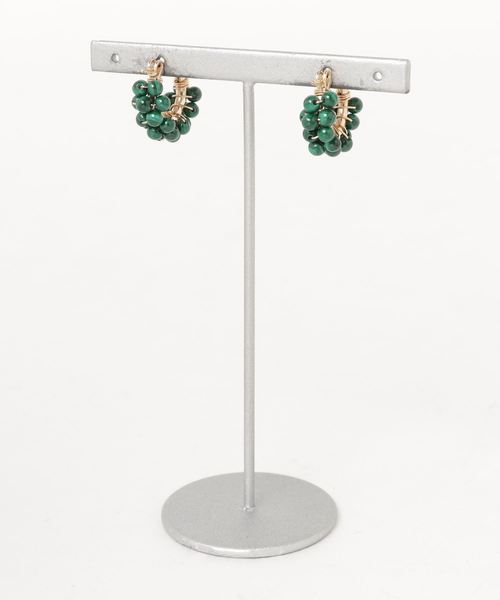 tone(トーン)の「【marinaJEWELRY】14kgf/Malachite wrapped pierced earring(ピアス(両耳用)・レディース・グリーン・S)」の2枚目の写真