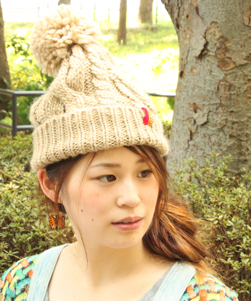 チチカカ(チチカカ)の「ペルーテープニットキャップ(ニットキャップ/ビーニー・レディース・パープル/ネイビー/グレー/カーキ/ブラック/ベージュ・FREE)」の4枚目の写真