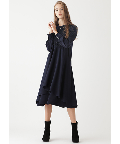 JILL STUART（ジルスチュアート）の「◆ロイススタンドカラーワンピース（ワンピース・レディース・ネイビー/オレンジ・2/4）」の11枚目の写真