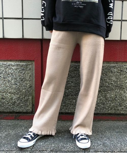 tiptop(ティップトップ)の「裾フリルリブニットパンツ(その他パンツ・レディース・ブラック/ベージュ/ブラウン・FREE)」の3枚目の写真