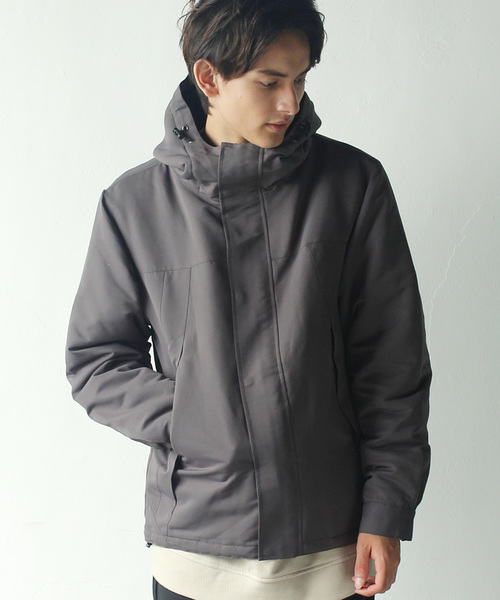 Rocky Monroe�i���b�L�[�������[�j�́u�^�X�������{�A�}�E���e���p�[�J�[�i�}�E���e���p�[�J�[�j�v�b�O���[