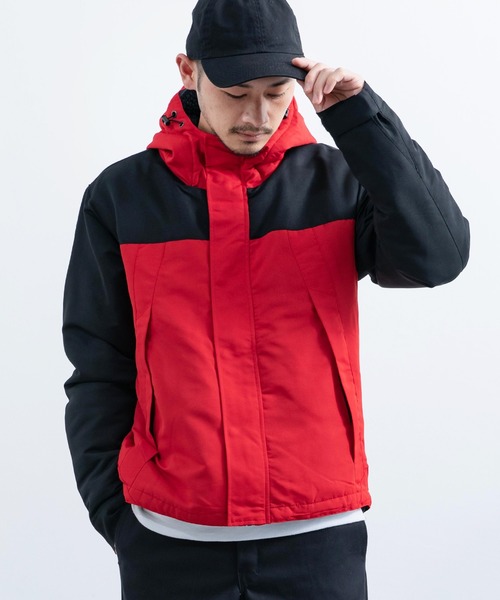 Rocky Monroe�i���b�L�[�������[�j�́u�^�X�������{�A�}�E���e���p�[�J�[�i�}�E���e���p�[�J�[�j�v�b�u���b�N×���b�h