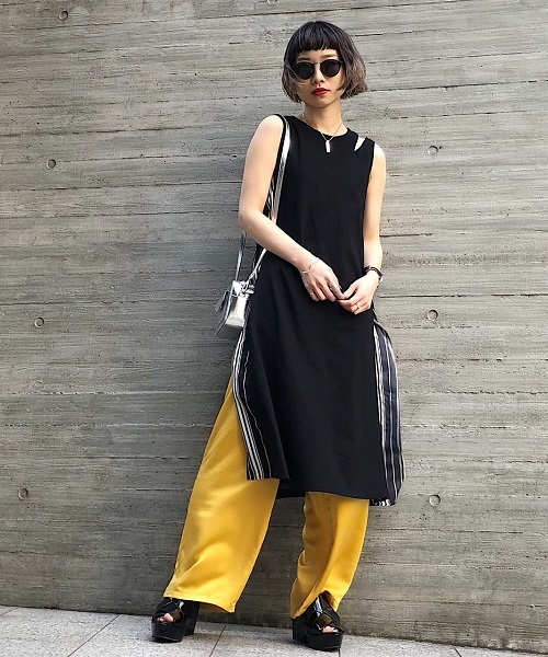 PAGEBOY（ページボーイ）の「シャイニーサテンパンツ（その他パンツ・レディース・ダークオレンジ/モカ/イエロー/サックスブルー/ピンク/ライトグレー・FREE）」の13枚目の写真