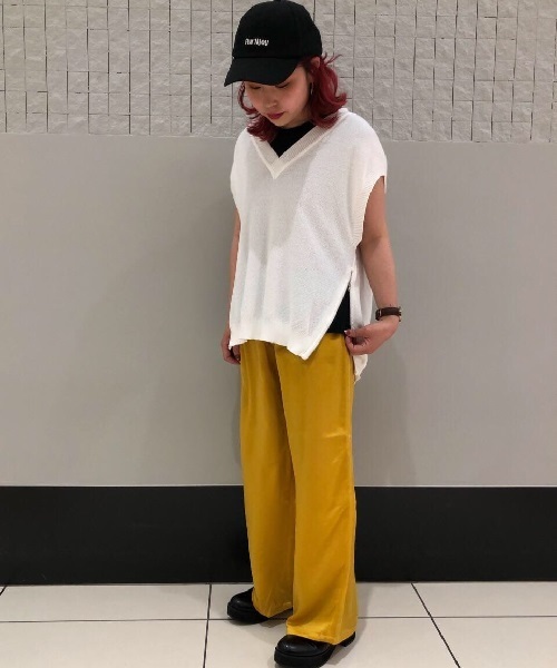 PAGEBOY（ページボーイ）の「シャイニーサテンパンツ（その他パンツ・レディース・ダークオレンジ/モカ/イエロー/サックスブルー/ピンク/ライトグレー・FREE）」の16枚目の写真