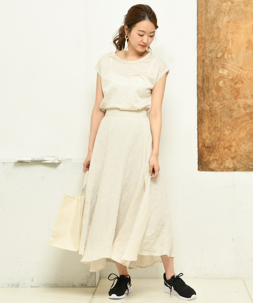 DouDou（ドゥドゥ）の「フレンチT（Tシャツ/カットソー・レディース・ブラック/オフホワイト/カーキ/バイオレット/ライトベージュ/グレイッシュベージュ/ブラウン/ミント/グレー・SMALL/MEDIUM）」の22枚目の写真