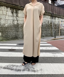 ロングスリットワンピース