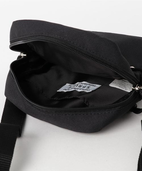 SPRUCE（スプルース）の「スポーティーショルダー（ボディバッグ/ウエストポーチ・レディース・ブラック/パープル/ネイビー/グリーン系カモフラージュ・FREE）」の7枚目の写真