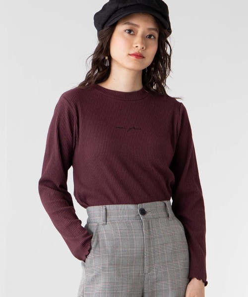 WEGO（ウィゴー）の「WEGO/ロゴ刺繍リブTシャツ（Tシャツ/カットソー・レディース・ホワイト/ブラック/ブラウン/ワイン・FREE）」の4枚目の写真