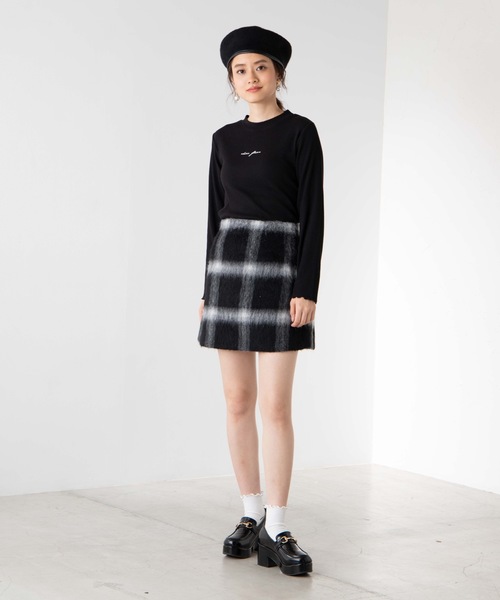 WEGO（ウィゴー）の「WEGO/ロゴ刺繍リブTシャツ（Tシャツ/カットソー・レディース・ホワイト/ブラック/ブラウン/ワイン・FREE）」の16枚目の写真