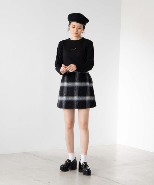 WEGO（ウィゴー）の「WEGO/ロゴ刺繍リブTシャツ（Tシャツ/カットソー・レディース・ホワイト/ブラック/ブラウン/ワイン・FREE）」の17枚目の写真