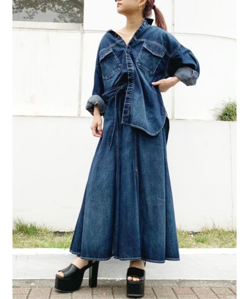 GYDA（ジェイダ）の「フライフロントデニムBIGシャツ（シャツ/ブラウス・レディース・インディゴブルー/ブルー・FREE）」の22枚目の写真