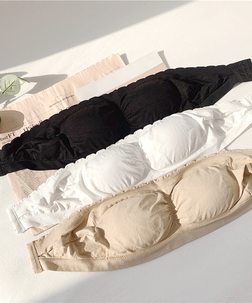 CLEA（クレア）の「カップ付 ストラップレスフリルブラトップ（チューブトップ・レディース・ホワイト/ブラック/ベージュ/チャコールグレー/グレイッシュベージュ/カーキ・FREE）」の15枚目の写真