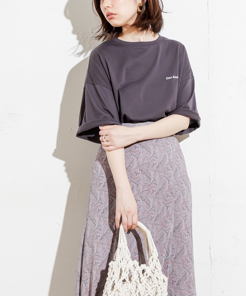 natural couture（ナチュラルクチュール）の「リラックスBACKロゴT（L）（Tシャツ/カットソー・レディース・オフホワイト/スミクロ/ベージュ/ブラウン・LARGE）」の7枚目の写真