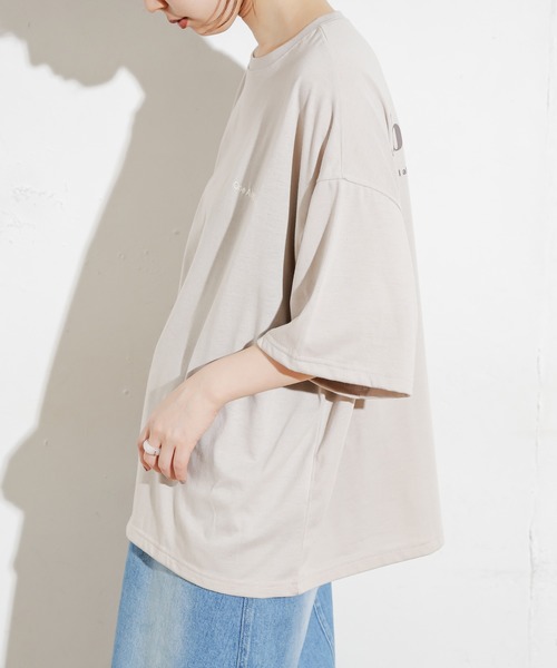 natural couture（ナチュラルクチュール）の「リラックスBACKロゴT（L）（Tシャツ/カットソー・レディース・オフホワイト/スミクロ/ベージュ/ブラウン・LARGE）」の13枚目の写真