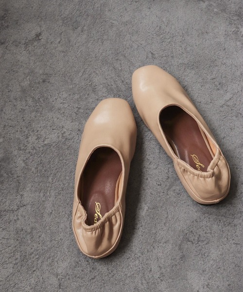 SESTO（セスト）の「レザー調シンプルバブーシュパンプス（バレエシューズ・レディース・ブラック/アイボリー/ベージュ/ゴールド/レオパード・S/M/L/LL）」の15枚目の写真