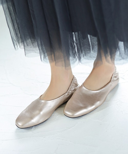 SESTO（セスト）の「レザー調シンプルバブーシュパンプス（バレエシューズ・レディース・ブラック/アイボリー/ベージュ/ゴールド/レオパード・S/M/L/LL）」の20枚目の写真