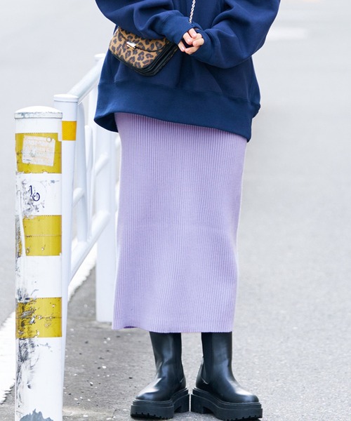 coca（coca）（コカ）の「【WEB限定セール】＼新色登場／コーデも動きも自由自在！リブニットIラインスカート（スカート・レディース・グレー系その他/ブラック/ベージュ/イエロー/グレー/グリーン/レッド/カーキ/ライトベージュ/パープル/マスタード/チャコールグレー/ブラウン/アイボリー・ONE SIZE）」の11枚目の写真