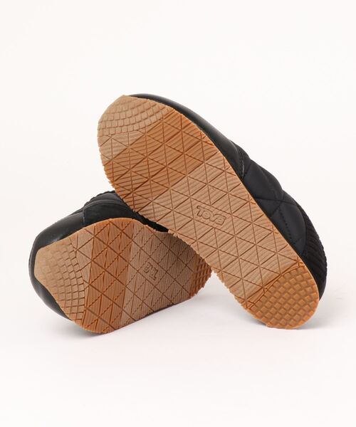 Teva（テバ）の「【 TEVA / テバ 】 EMBER MOC / エンバーモック ･･（スリッポン・レディース・ブラック/サンドベージュ・8/6/7/5）」の4枚目の写真