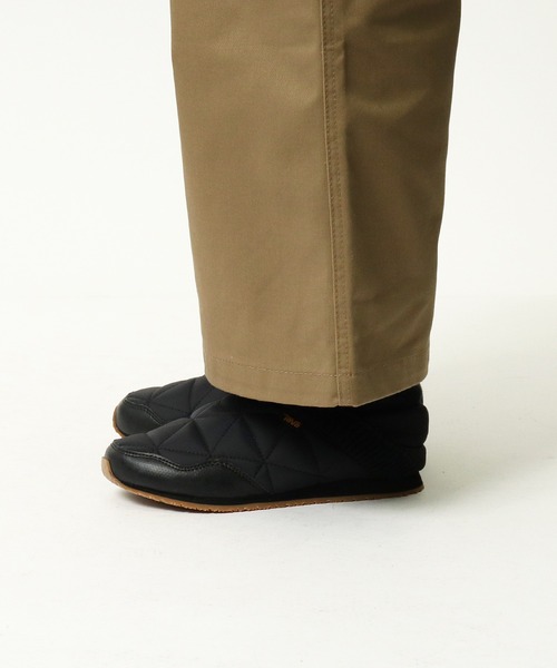 Teva（テバ）の「【 TEVA / テバ 】 EMBER MOC / エンバーモック ･･（スリッポン・レディース・ブラック/サンドベージュ・8/6/7/5）」の10枚目の写真