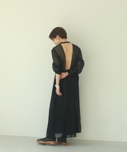 TODAYFUL(トゥデイフル)の「TODAYFUL Nuance Wide Cuff ニュアンスワイドカフ/12990903(バングル/リストバンド・レディース・シルバー・ONE SIZE)」の9枚目の写真