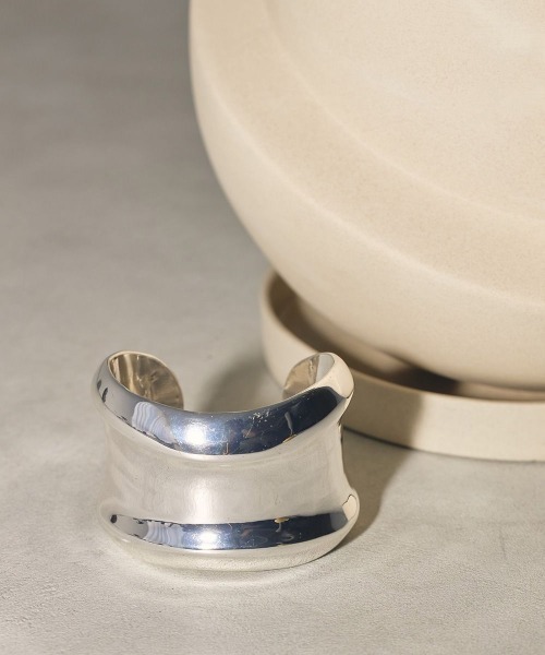 TODAYFUL（トゥデイフル）の「TODAYFUL Nuance Wide Cuff ニュアンス