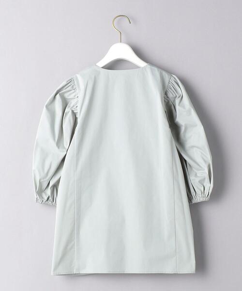 VONDEL（フォンデル）の「＜VONDEL（フォンデル）＞Vネック ギャザースリーブ ブラウス（シャツ/ブラウス・レディース・ライトブルー/ブラック・36）」の12枚目の写真