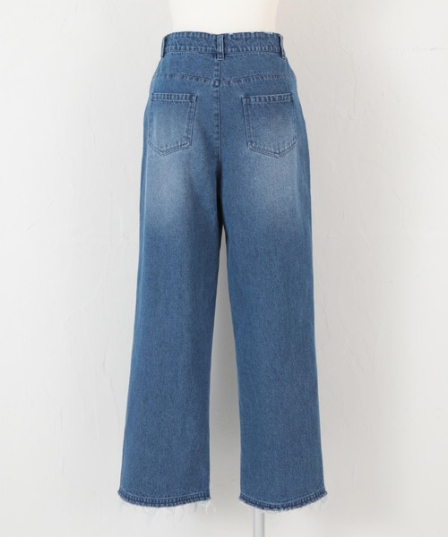 titivate（ティティベイト）の「カットオフワイドデニムパンツ（デニムパンツ・レディース・ライトブルー/オフホワイト/ブルー・S/M/L）」の21枚目の写真