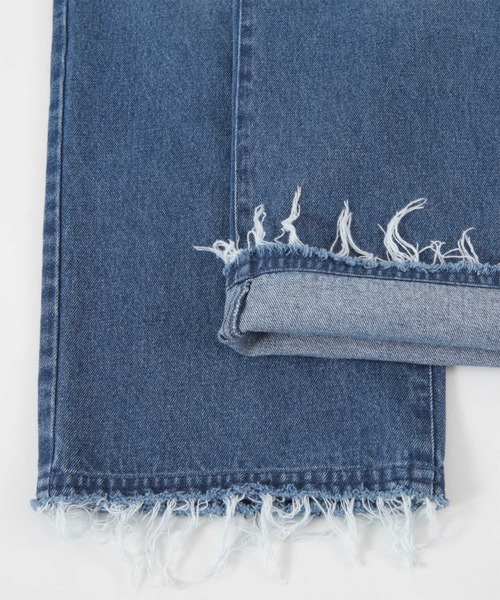 titivate（ティティベイト）の「カットオフワイドデニムパンツ（デニムパンツ・レディース・ライトブルー/オフホワイト/ブルー・S/M/L）」の17枚目の写真