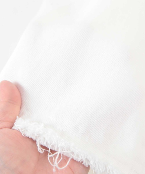 titivate（ティティベイト）の「カットオフワイドデニムパンツ（デニムパンツ・レディース・ライトブルー/オフホワイト/ブルー・S/M/L）」の11枚目の写真