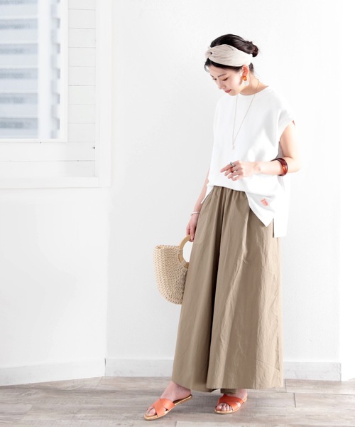 Java（ジャバ）の「《JaVaジャバ コラボ》ふわり柔らか♪USAコットン&パイル地ノースリーブトップス（タンクトップ・レディース・ホワイト/ブラック/グレー/グレイッシュベージュ・MEDIUM/LARGE/X-LARGE）」の9枚目の写真