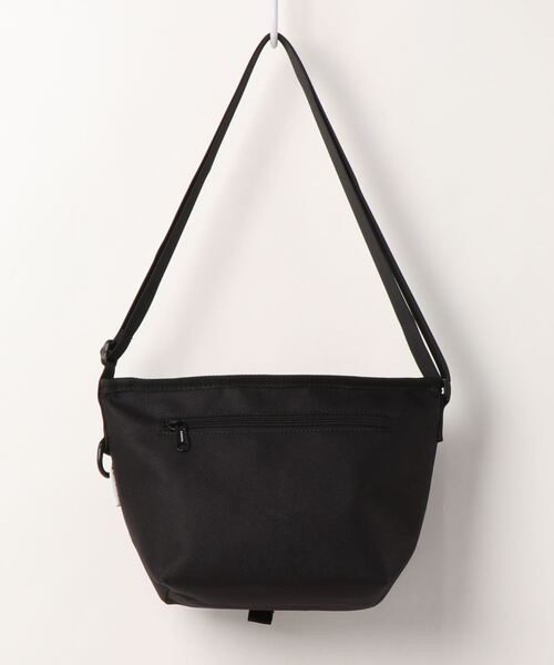 KANGOL（カンゴール）の「【 KANGOL / カンゴール 】 ワンバックルミニメッセンジャーバッグ（メッセンジャーバッグ・メンズ・ブラック/ベージュ/チャコールグレー×ブラック・FREE）」の4枚目の写真