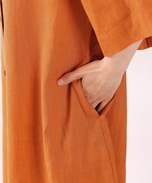 yuw（ユウ）の「リネンシャツワンピース　948121（ワンピース・レディース・ブラック/ベージュ/オレンジ/ブルー・FREE）」の6枚目の写真