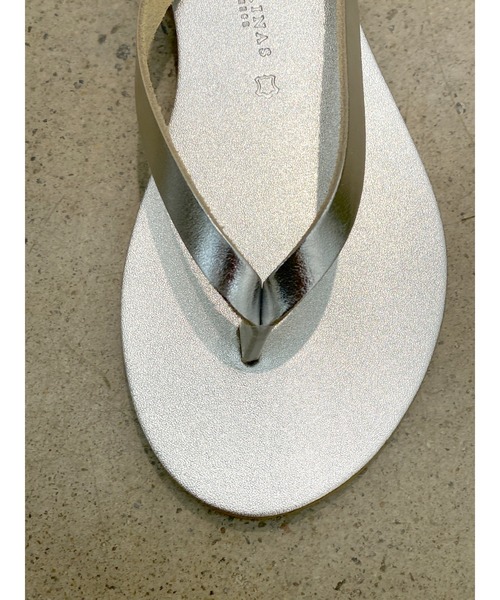 SHENERY（シーナリー）の「(NICOLAS LAINAS/ニコラスライナス)フラットサンダル（サンダル・レディース・シルバー/ゴールド・38/36/37）」の7枚目の写真