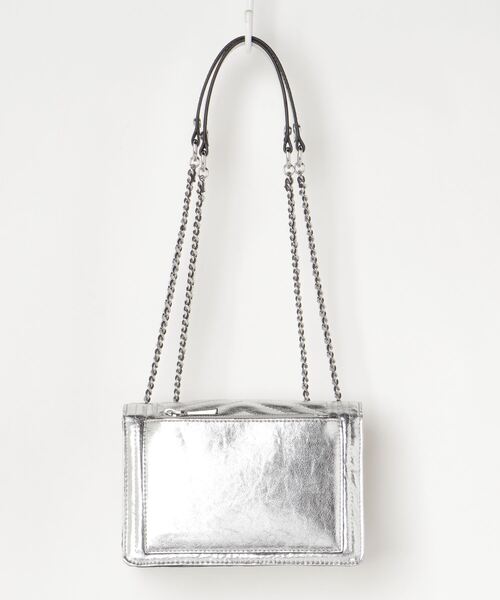 Guess（ゲス）の「LIDA Convertible Crossbody Flap（ショルダーバッグ）」 WEAR