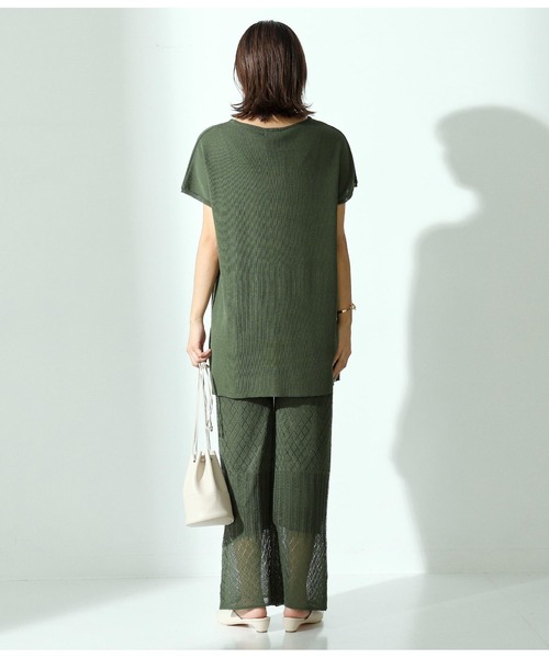 Alluge（アルージュ）の「配色ラインチュニック&透かしパンツ セットアップ（つなぎ/オールインワン・レディース・ブラック/カーキ・FREE）」の3枚目の写真