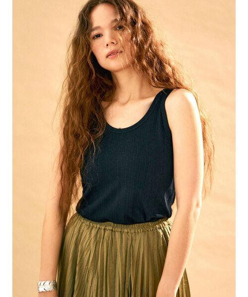 Ungrid（アングリッド）の「ランダムテレコカラータンクトップ（タンクトップ・レディース・ブラック/ブルー/アイボリー/キャメル・FREE）」の3枚目の写真