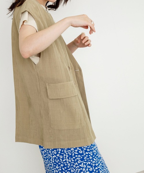 w closet（ダブルクローゼット）の「【新色追加】チェック調オーバーベスト（ベスト・レディース・ブラック/ベージュ/モカ・FREE）」の5枚目の写真