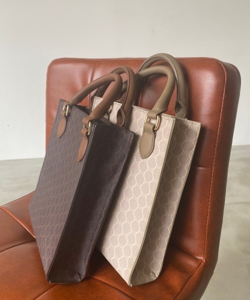 Aunt Marie's（アントマリーズ）の「モノグラムスクエアミニショルダー（ショルダーバッグ・レディース・ベージュ/ブラウン/ブラック・FREE）」の6枚目の写真